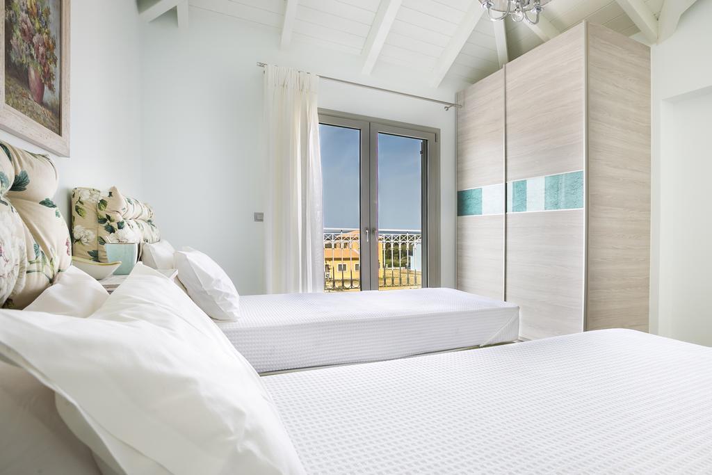 Afrodite Luxury Villa Svoronata Eksteriør billede