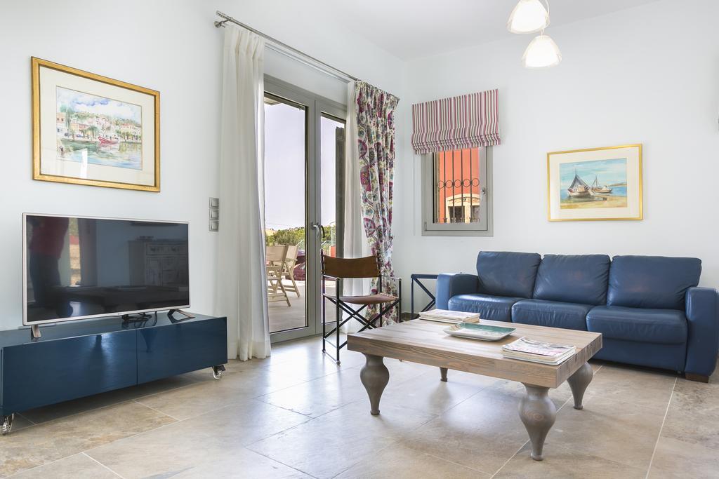 Afrodite Luxury Villa Svoronata Eksteriør billede