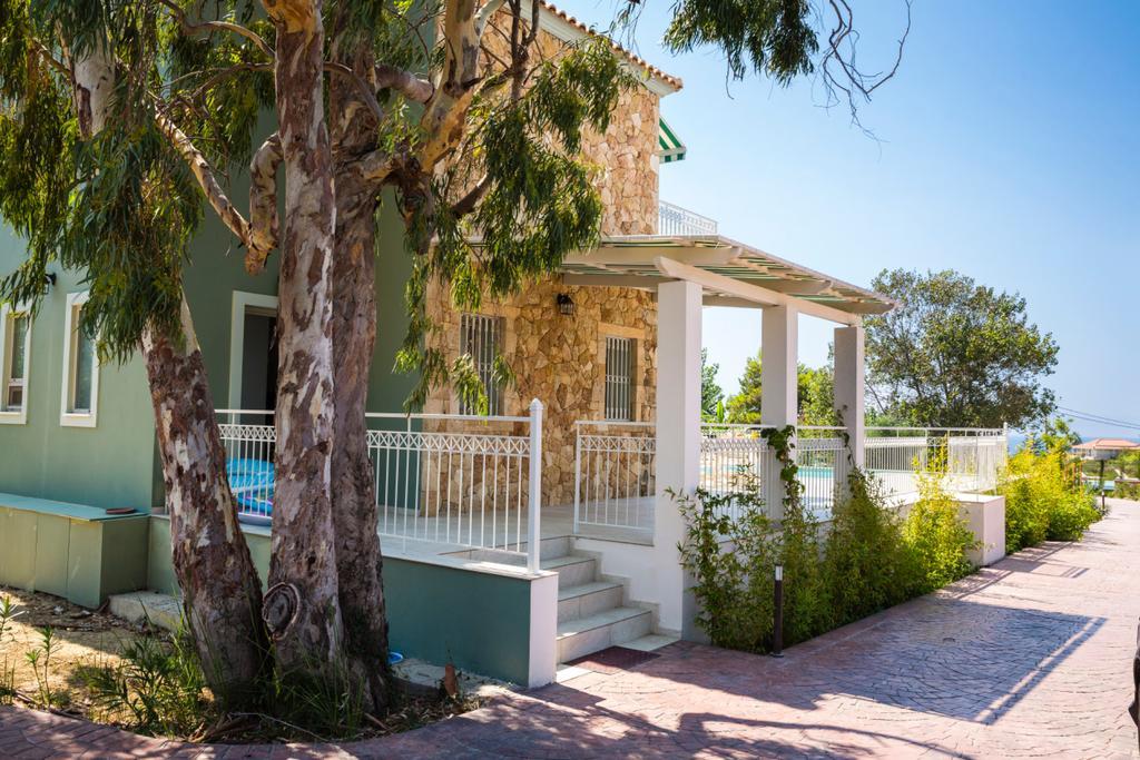 Afrodite Luxury Villa Svoronata Eksteriør billede