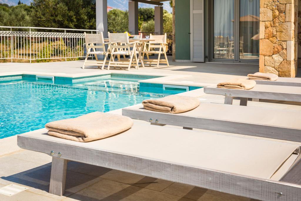 Afrodite Luxury Villa Svoronata Eksteriør billede